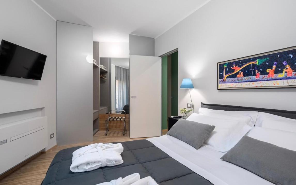 30Cavour Luxury Suites Pavia Eksteriør bilde