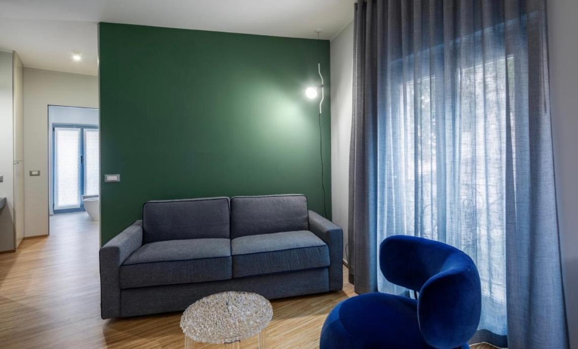 30Cavour Luxury Suites Pavia Eksteriør bilde