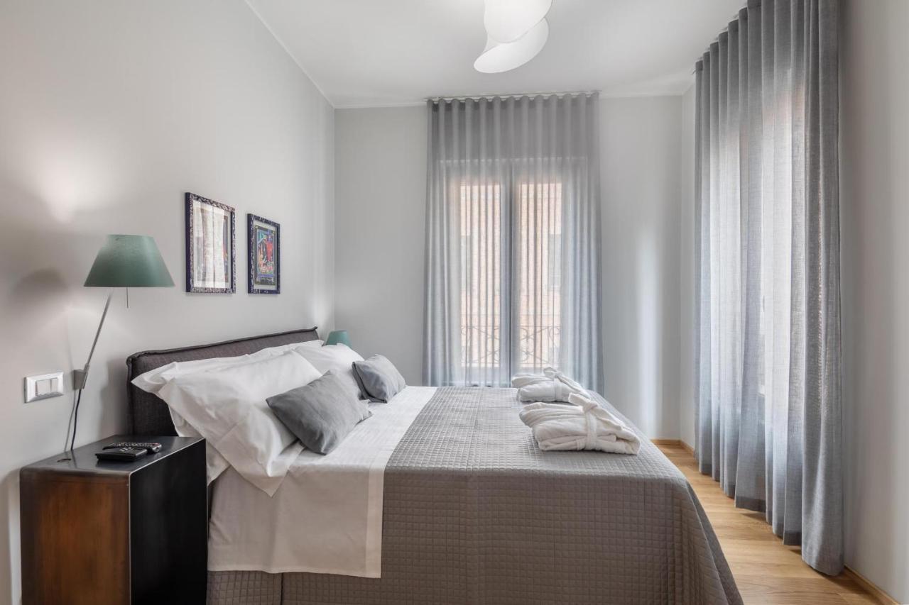30Cavour Luxury Suites Pavia Eksteriør bilde